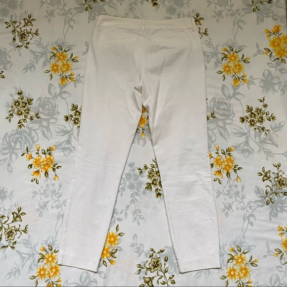 Old Navy Size 4 “The Diva” White Pants - Picture 2 of 12